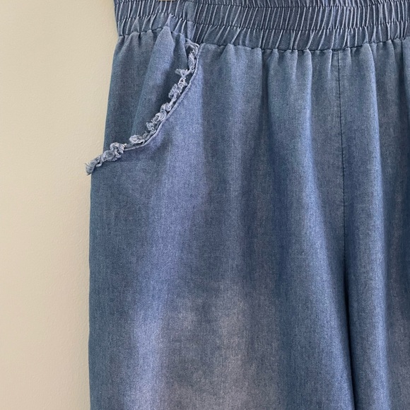 Blue Wide-Leg Women Chambray Cotton Light Weight Cropped Pants - Picture 2 of 10